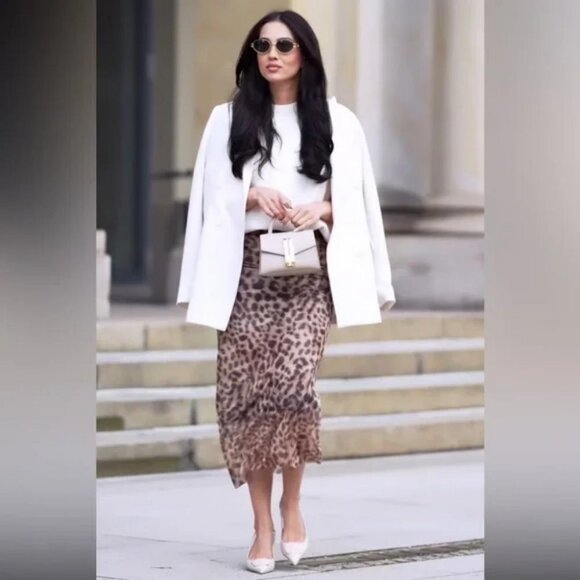 ZARA ANIMAL PRINT TULLE SKIRT - Picture 1 of 5